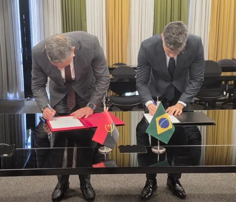 Angola e Brasil assinam Memorando de Cooperação no setor elétrico e fortalecem parceria estratégica para desenvolvimento sustentável