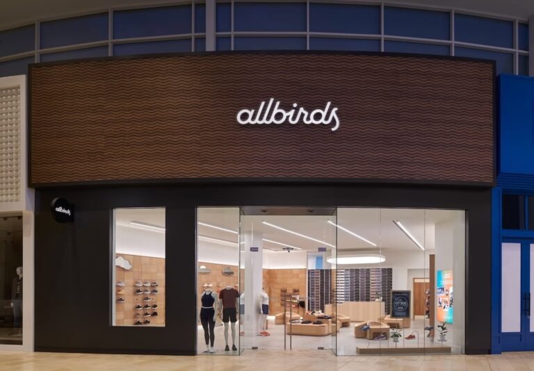 Allbirds dispara 400% ao pivotar para IA e reposicionar modelo de negócios