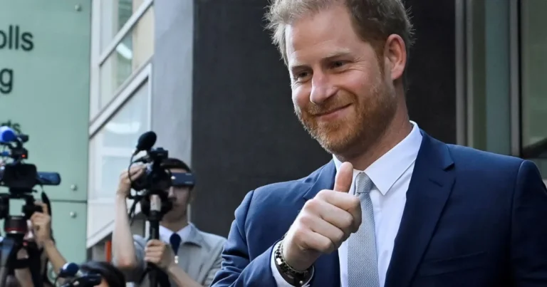 Príncipe Harry denuncia abusos digitais e reforça pressão por regulação das redes sociais